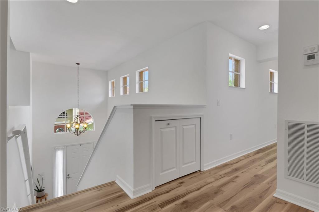 20300 Calice CT 1104