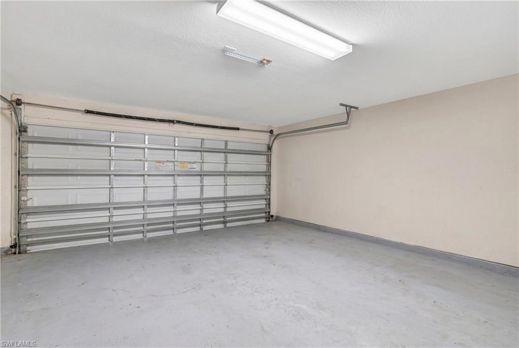 8832 Cascades Isle BLVD