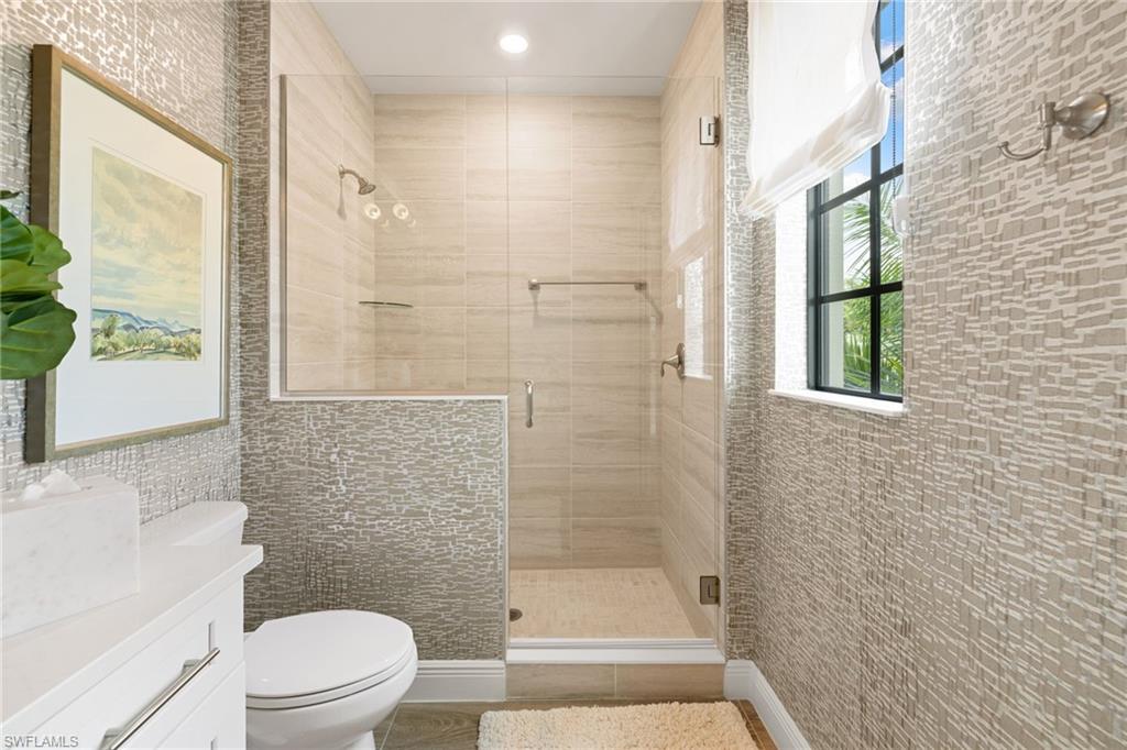 16351 Viansa WAY 201