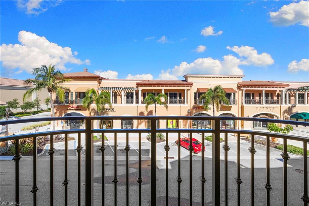 23191 Fashion Dr 8106