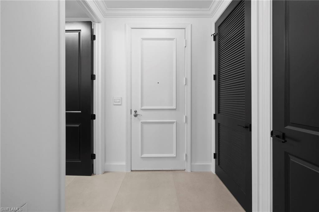 23191 Fashion Dr 8106