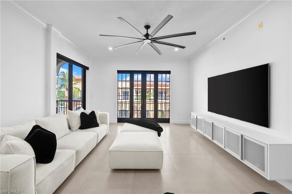 23191 Fashion Dr 8106