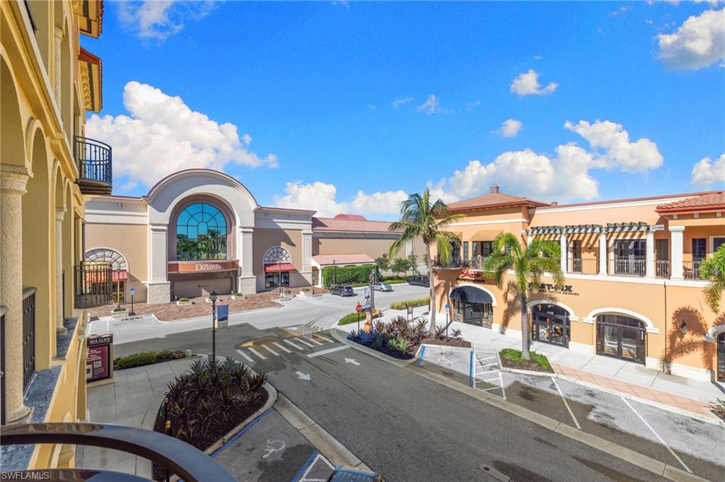 23191 Fashion Dr 8106