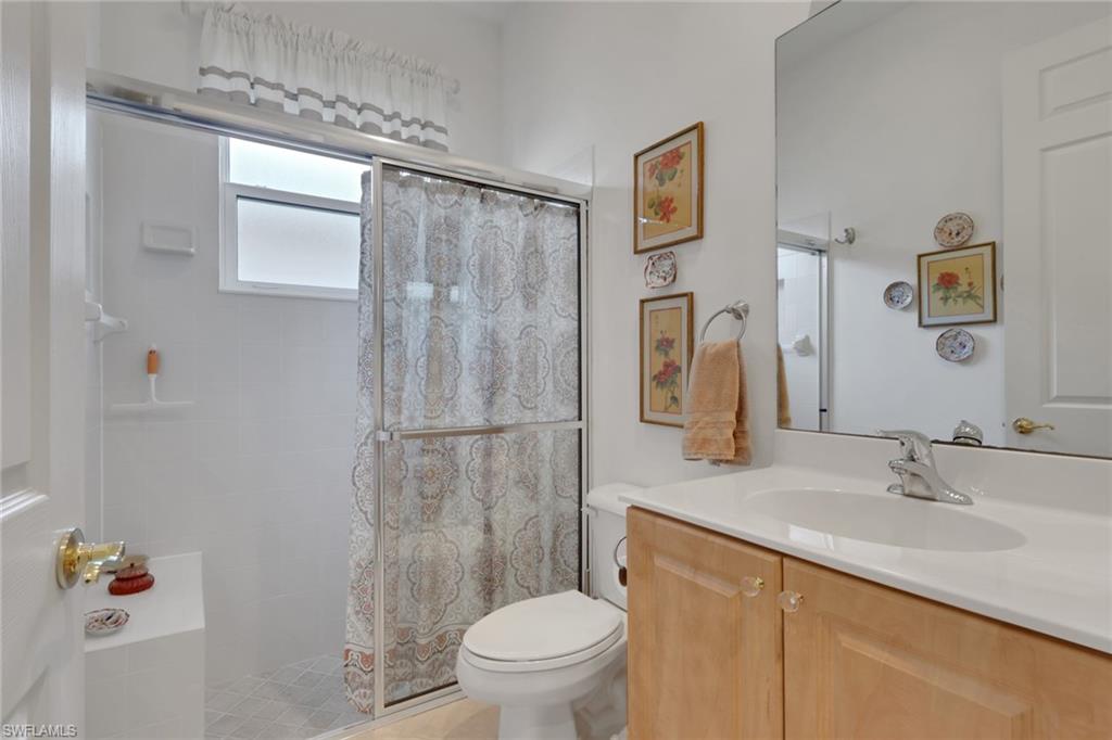 20247 Castlemaine AVE