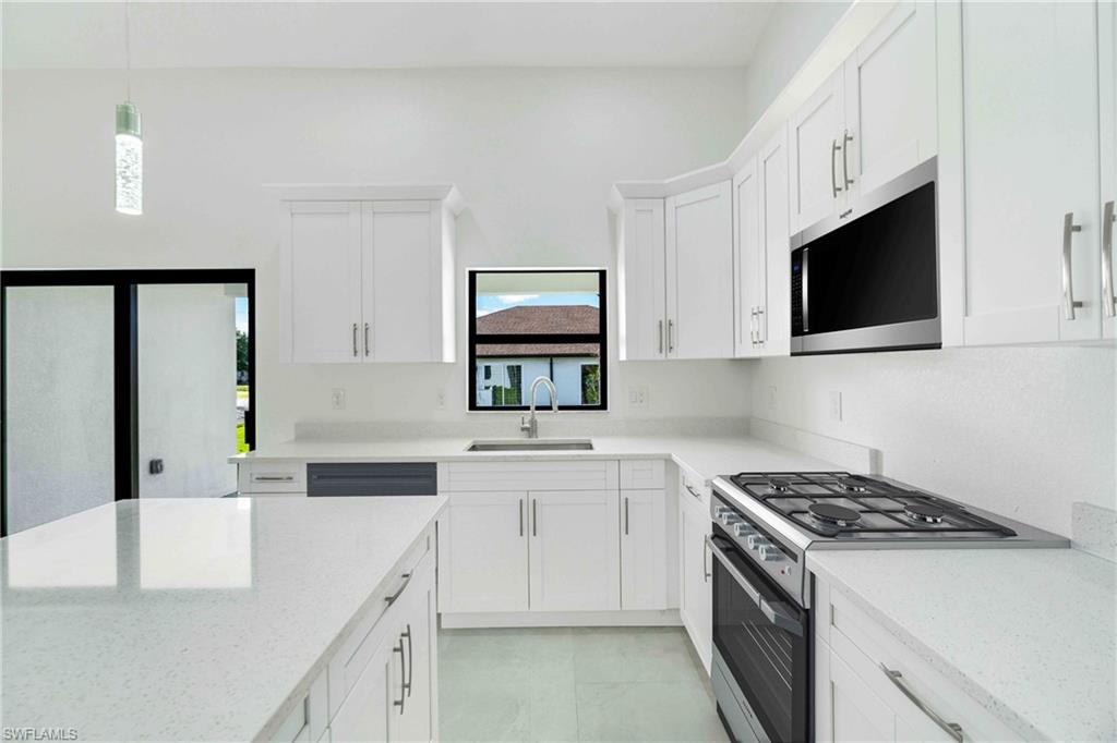 446-4448 24th ST SW