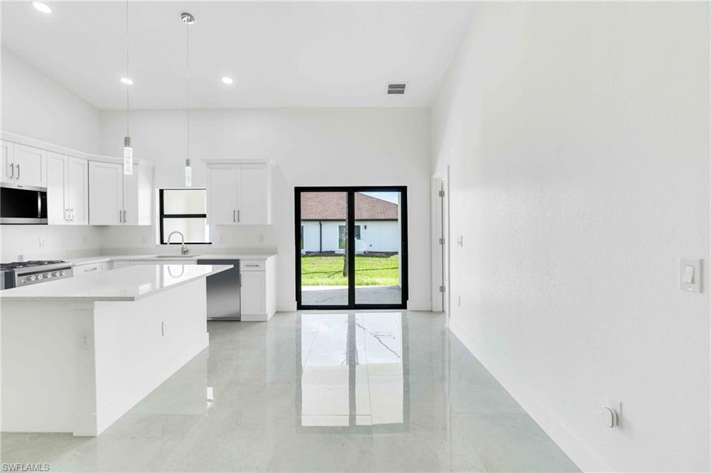 446-4448 24th ST SW