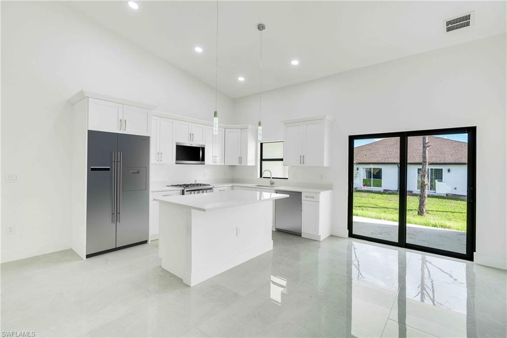446-4448 24th ST SW