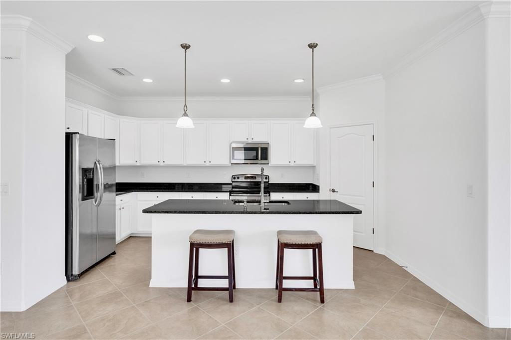 13606 Messino CT