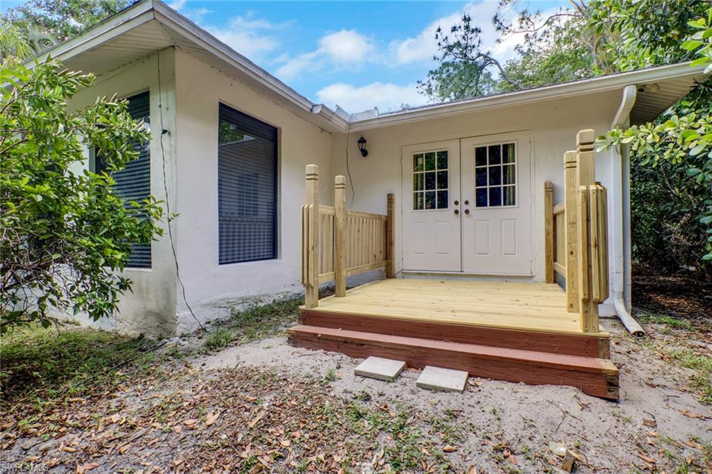 4974 Hawthorn Woods WAY