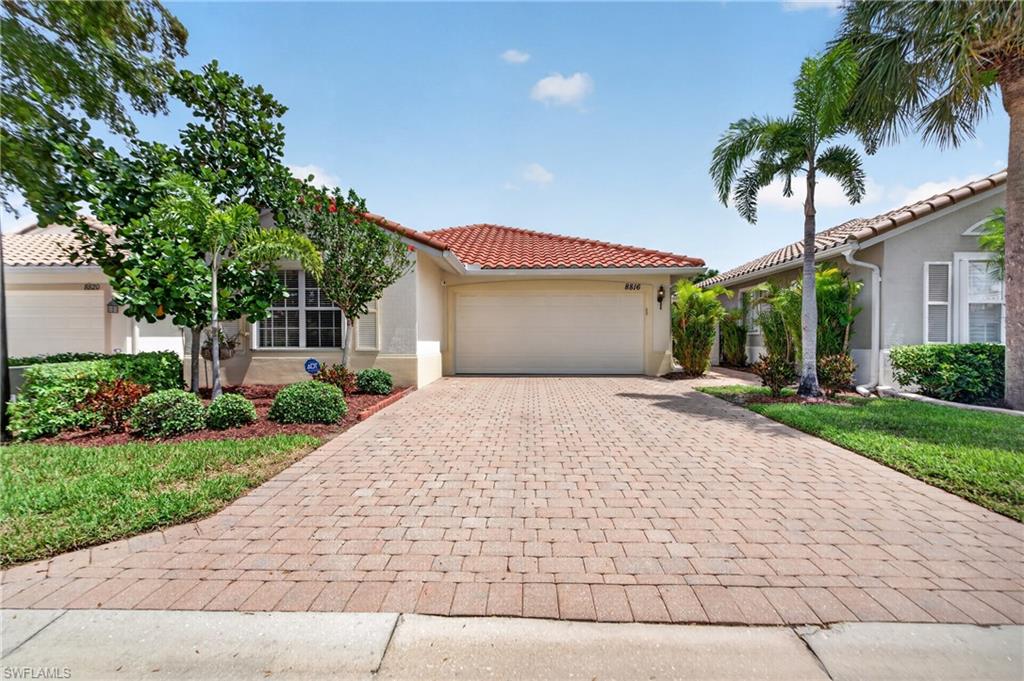 8816 CASCADES ISLE BLVD