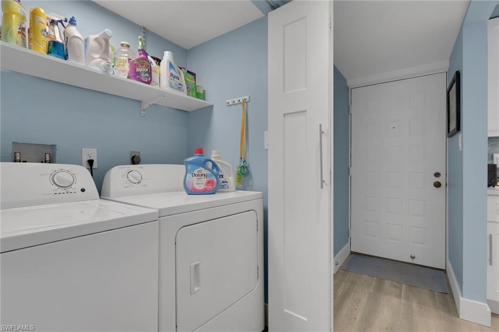 2121 Collier AVE 508