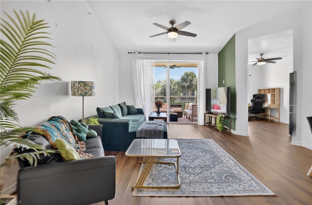 20254 Royal Villagio CT 203