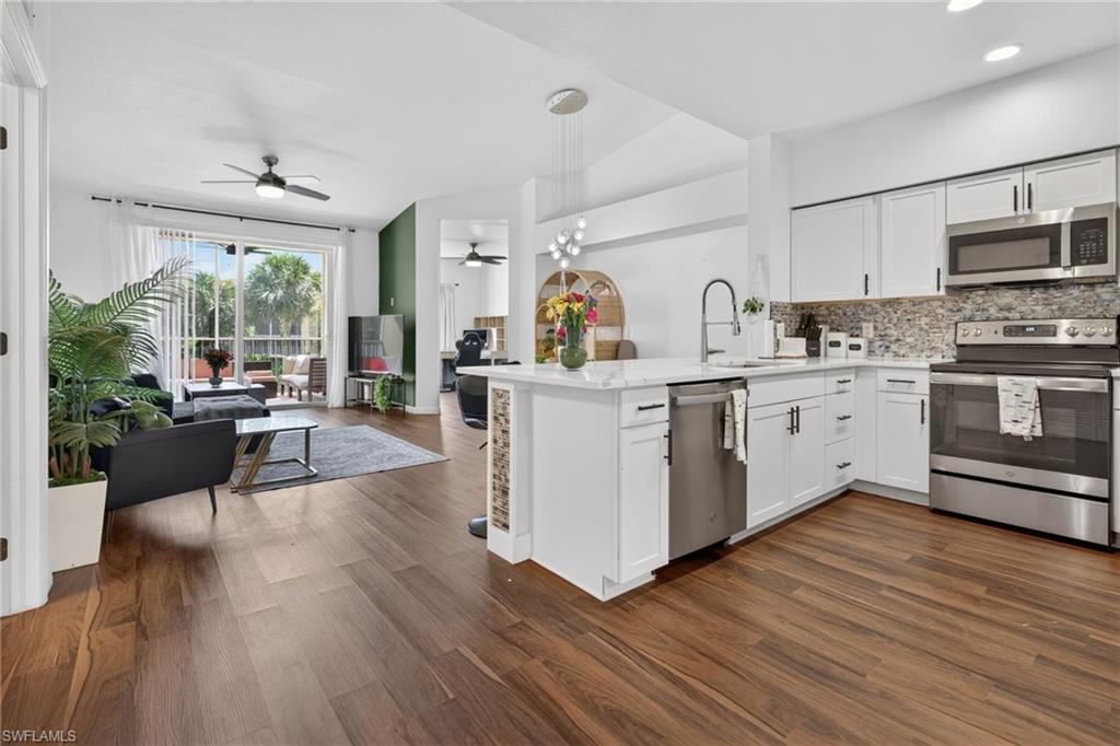 20254 Royal Villagio CT 203