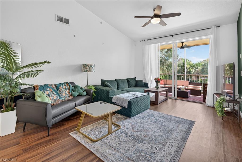 20254 Royal Villagio CT 203