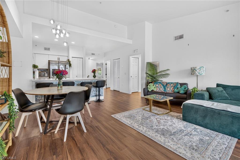 20254 Royal Villagio CT 203
