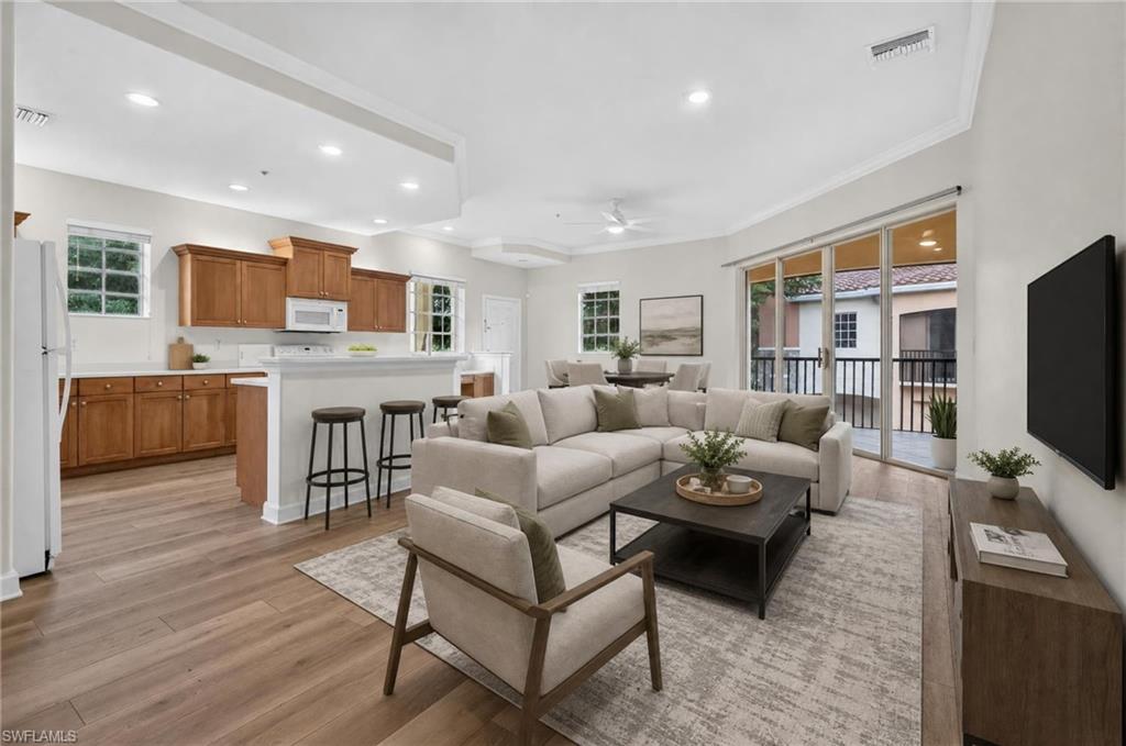 8701 Piazza Del Lago CIR 202