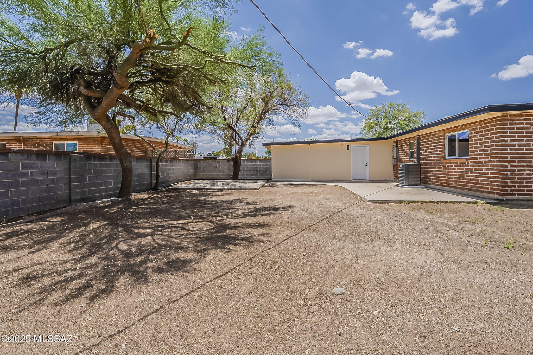 6833 E Calle Marte