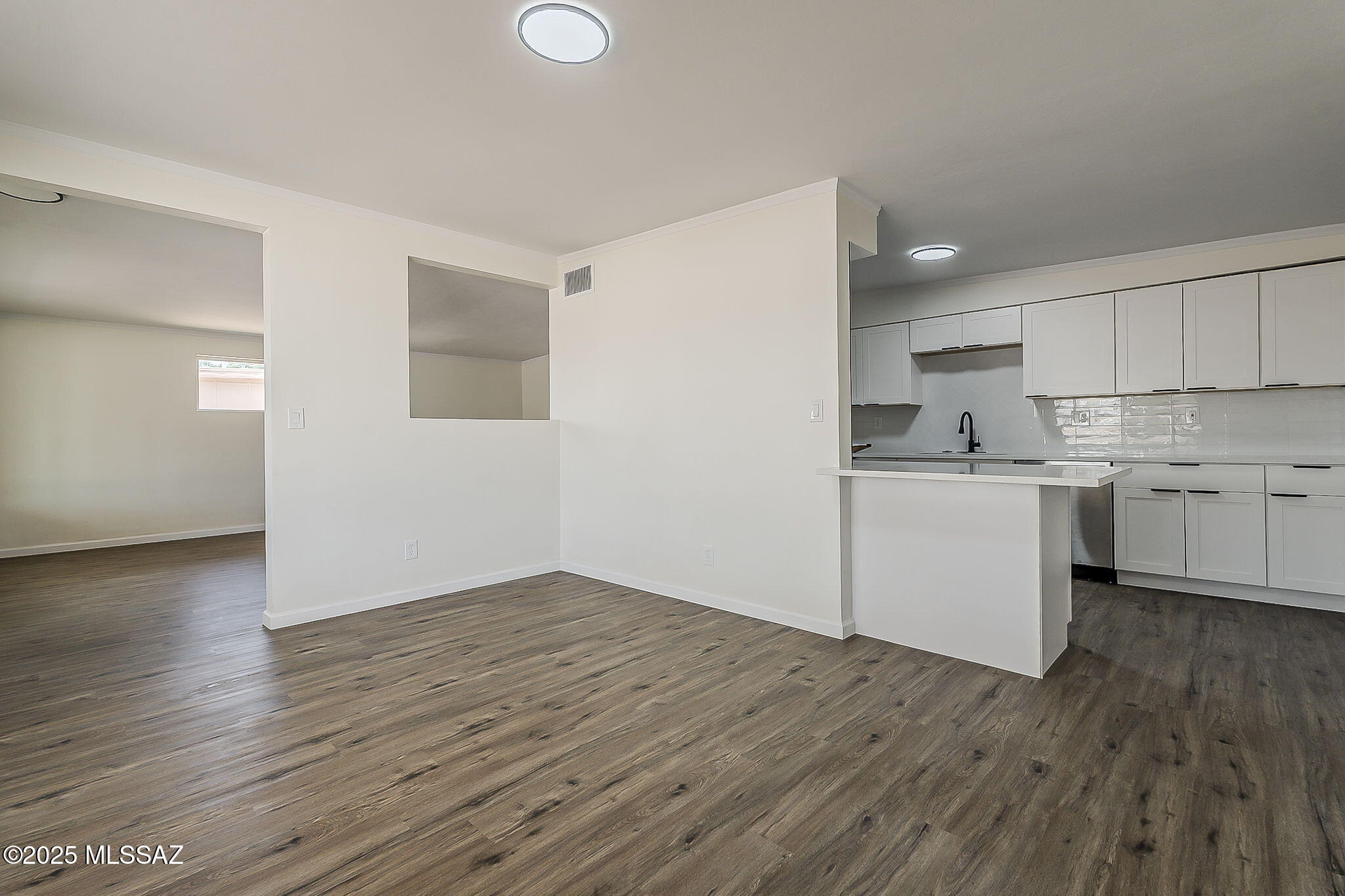 6833 E Calle Marte