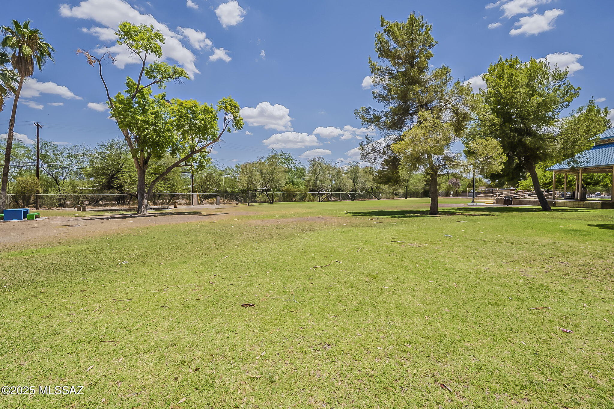 6833 E Calle Marte