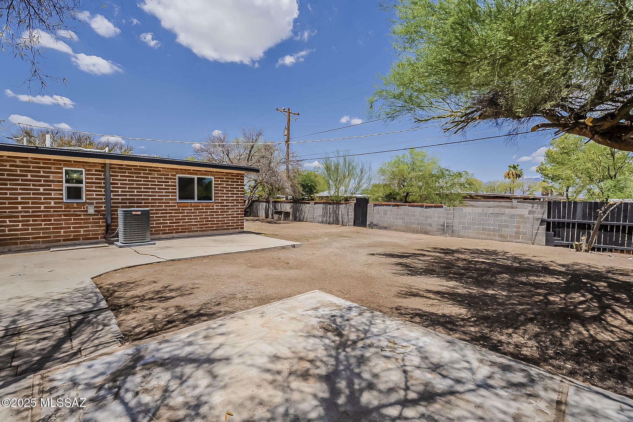 6833 E Calle Marte