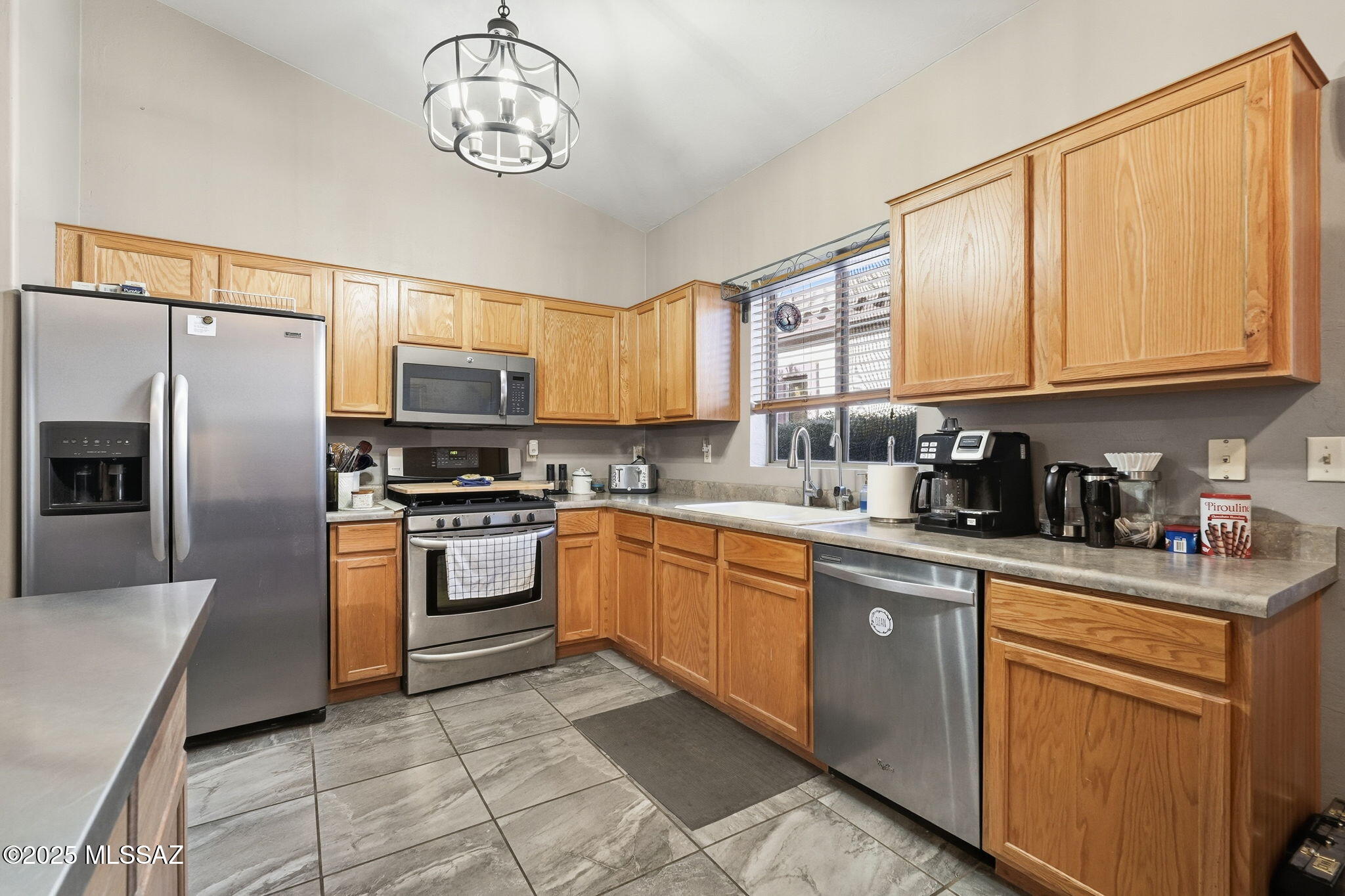 15123 S Theodore Roosevelt Way
