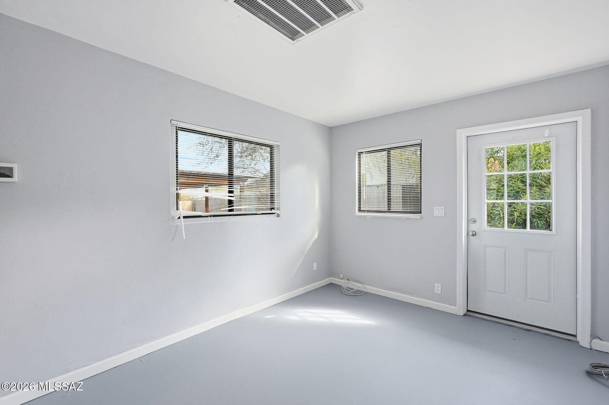 121 W Birdman Drive