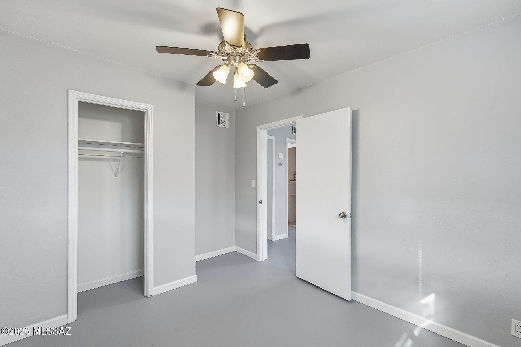 121 W Birdman Drive