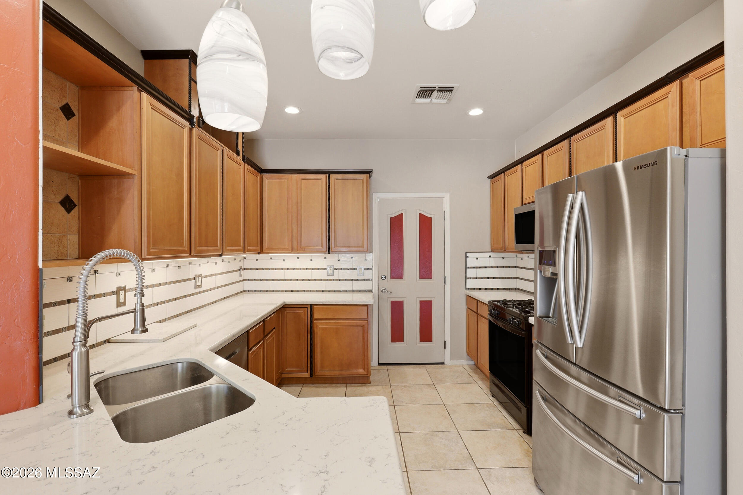 2086 W Cave Cotton Loop