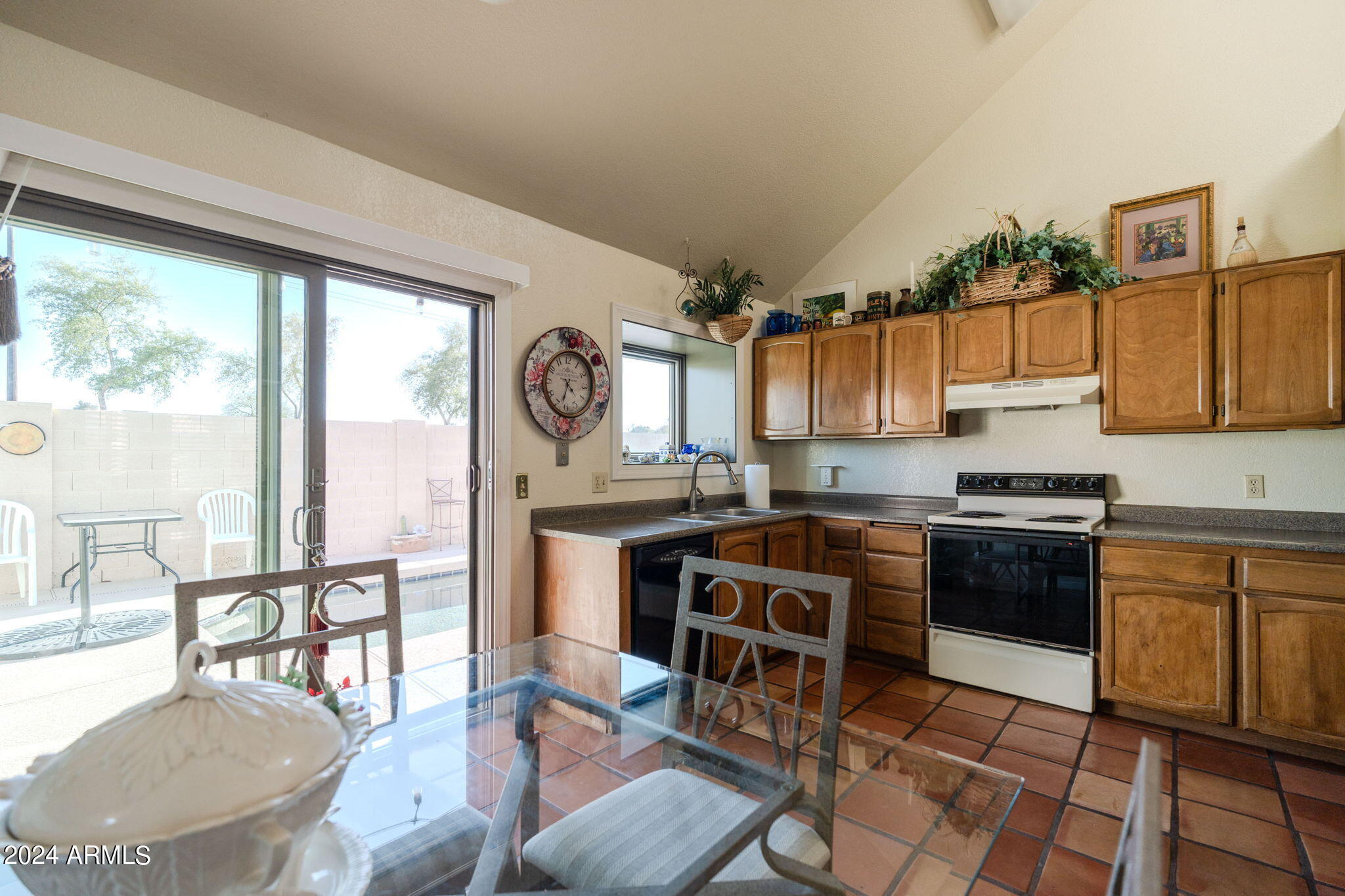 1781 E KESLER Lane