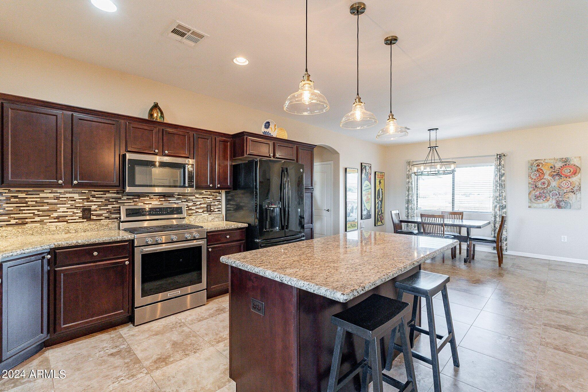 6730 Gelding Lane