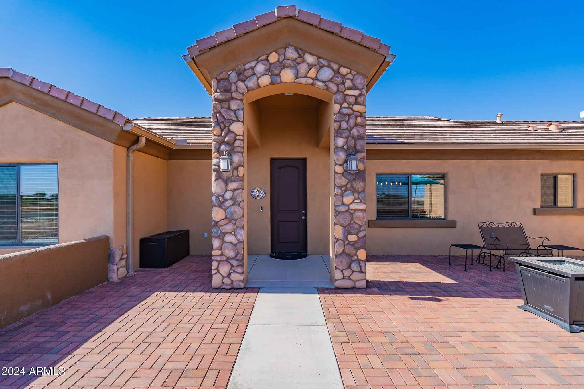 6730 Gelding Lane