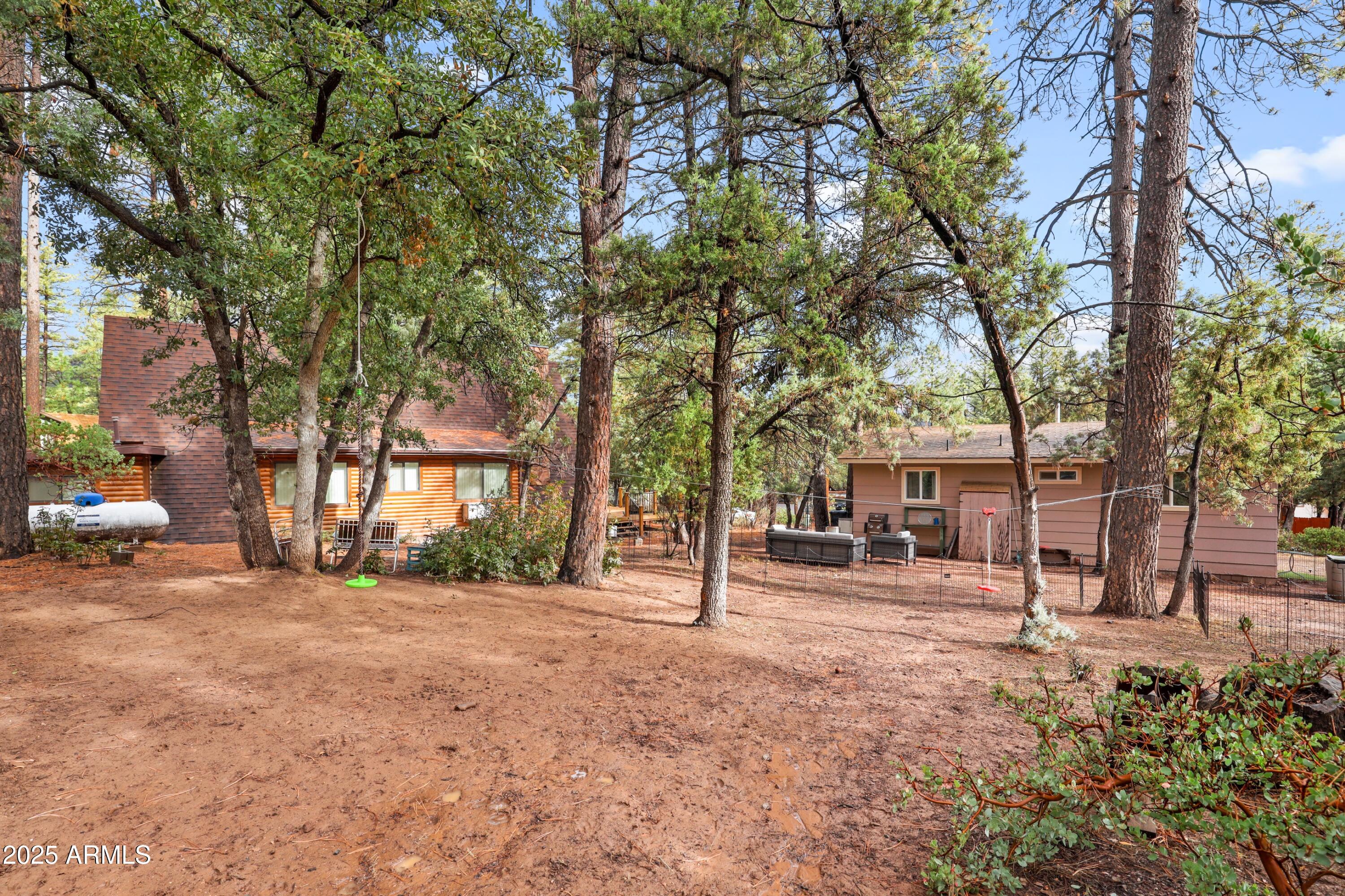3842 N ORLOFF Road