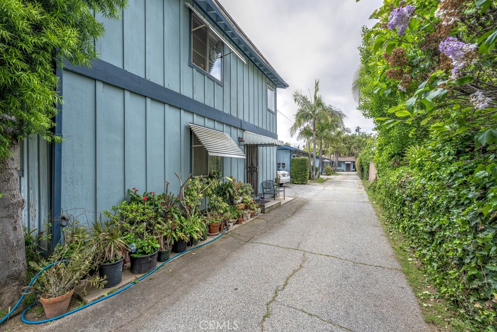 53 S Roosevelt Avenue N