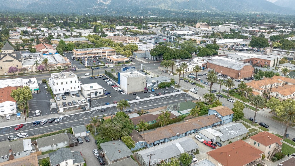 53 S Roosevelt Avenue N