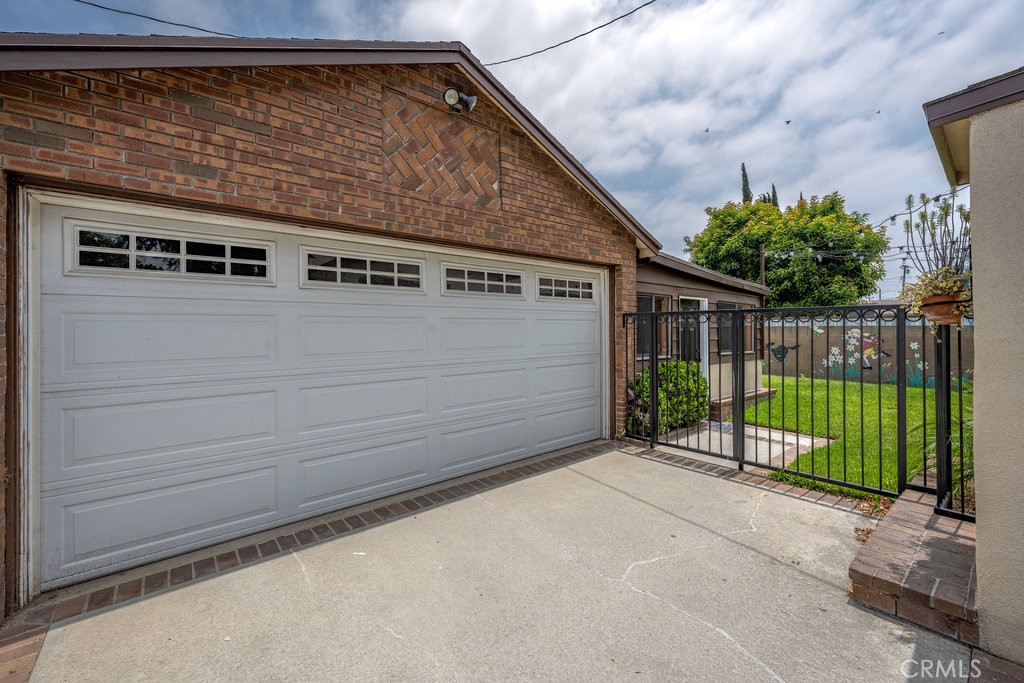 5026 Florinda Avenue