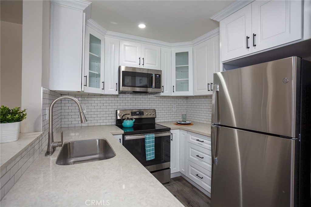 360 S Euclid Avenue 117