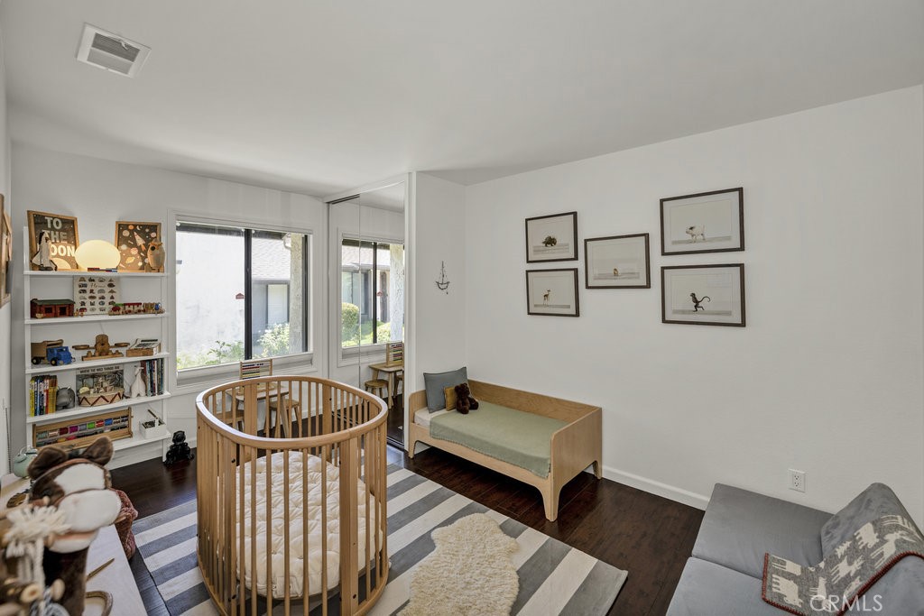 286 W Montecito Avenue M