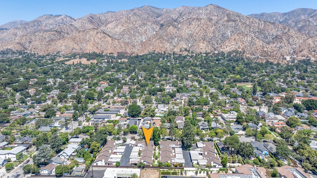 286 W Montecito Avenue M