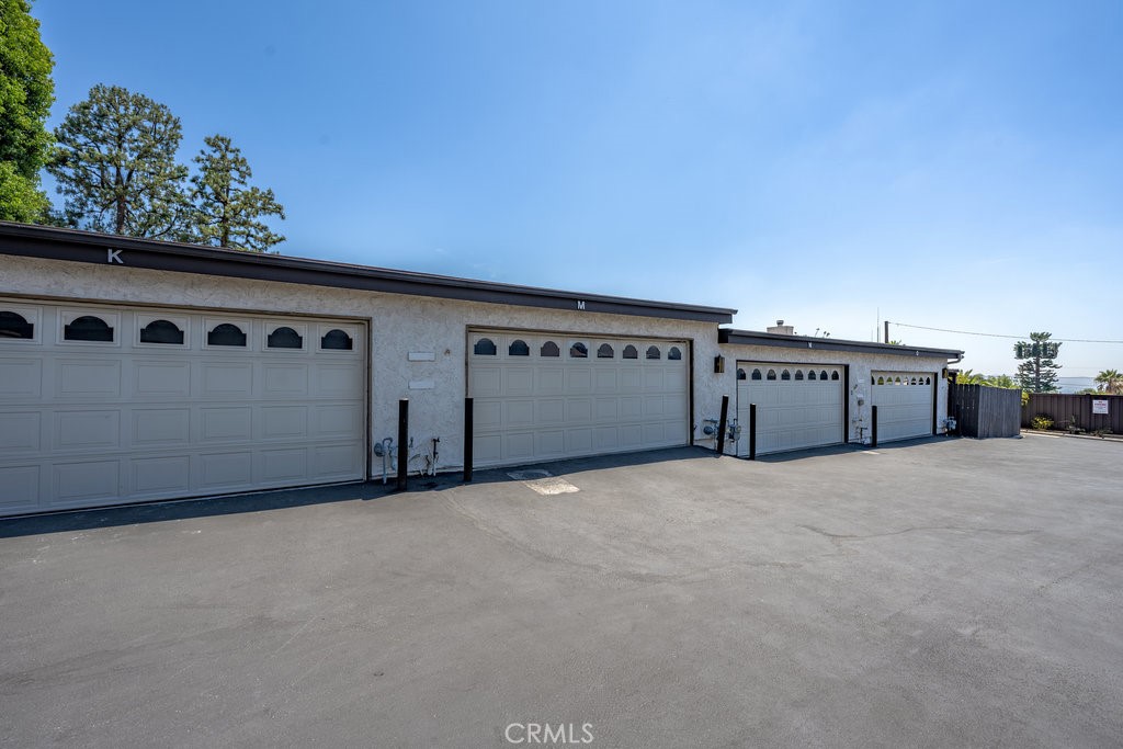 286 W Montecito Avenue M