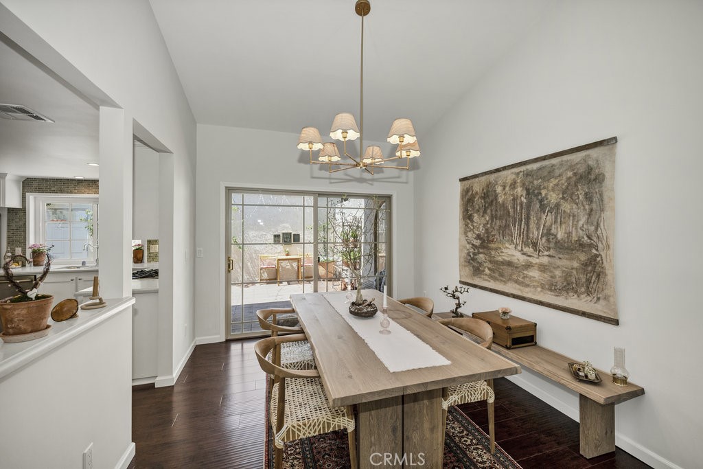 286 W Montecito Avenue M