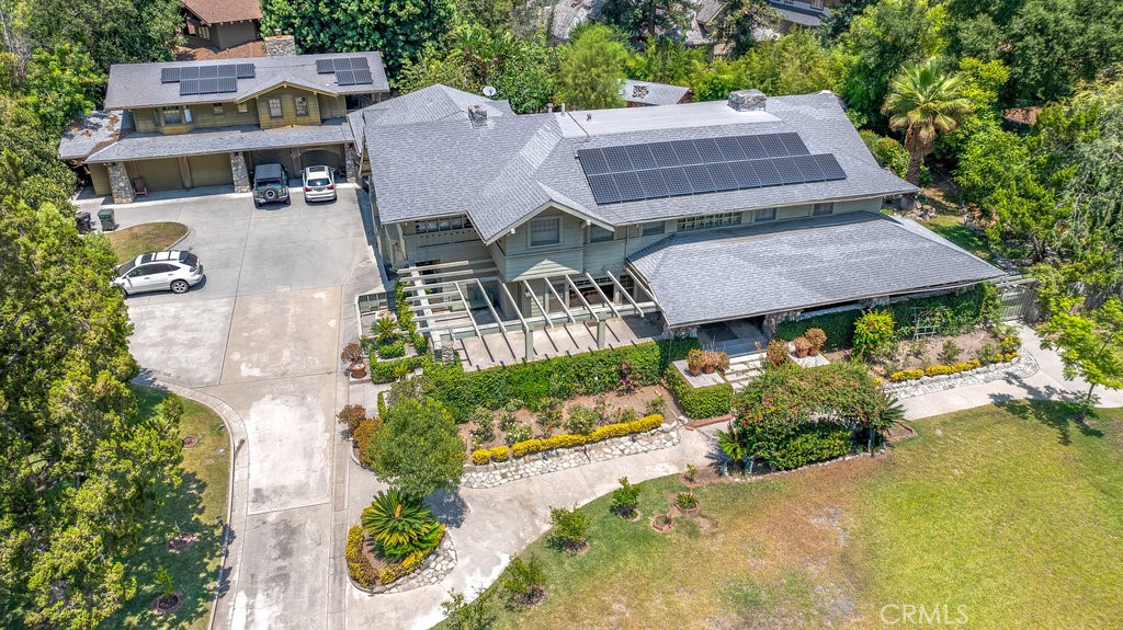 481 W Highland Avenue