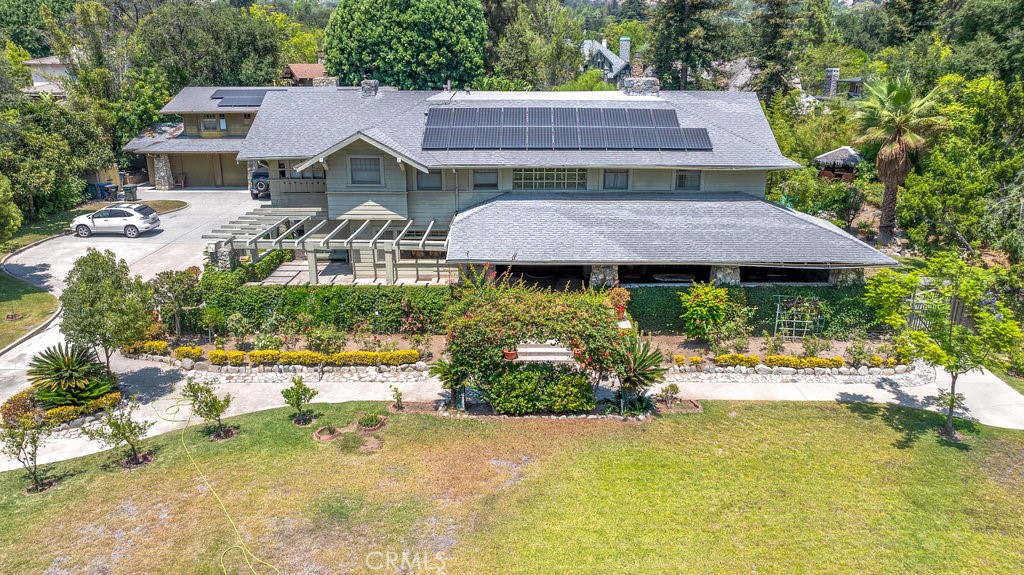 481 W Highland Avenue