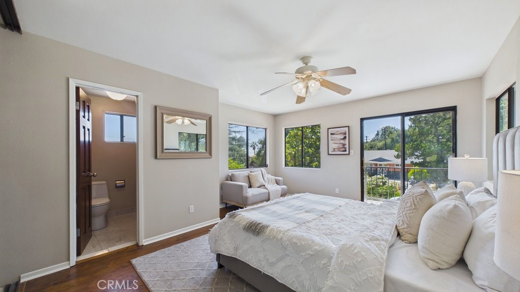 340 Toyon