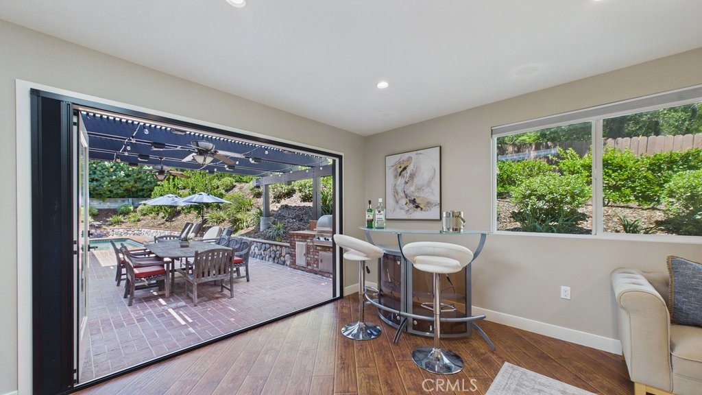 340 Toyon