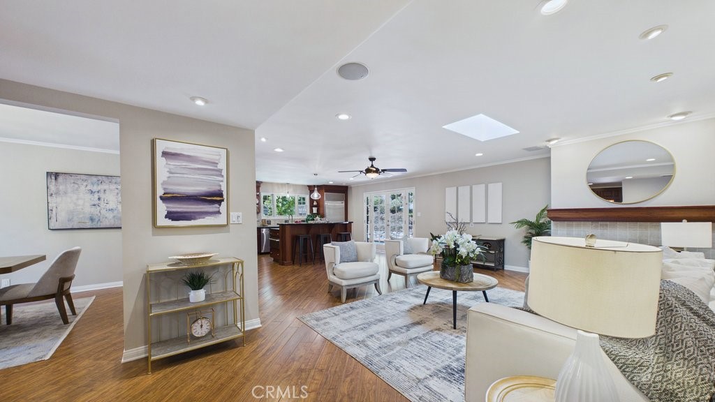 340 Toyon