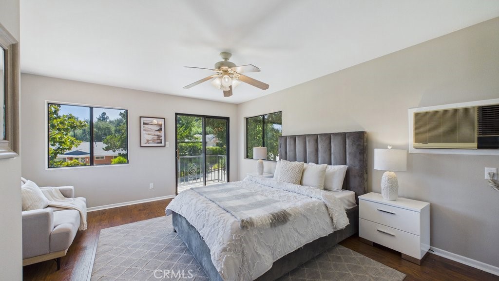 340 Toyon