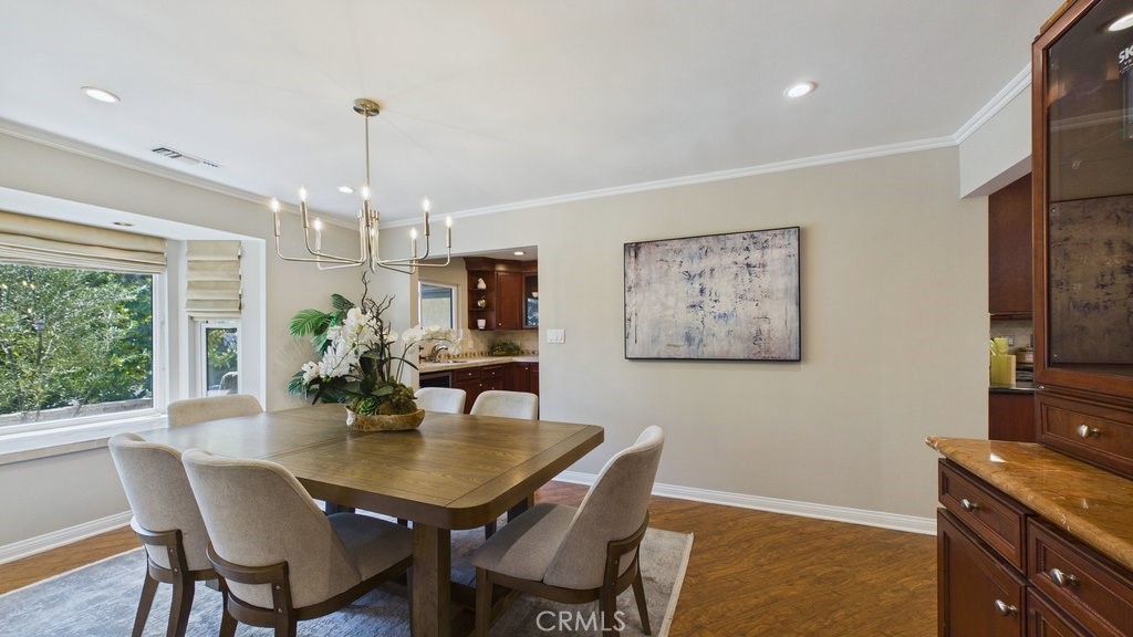 340 Toyon