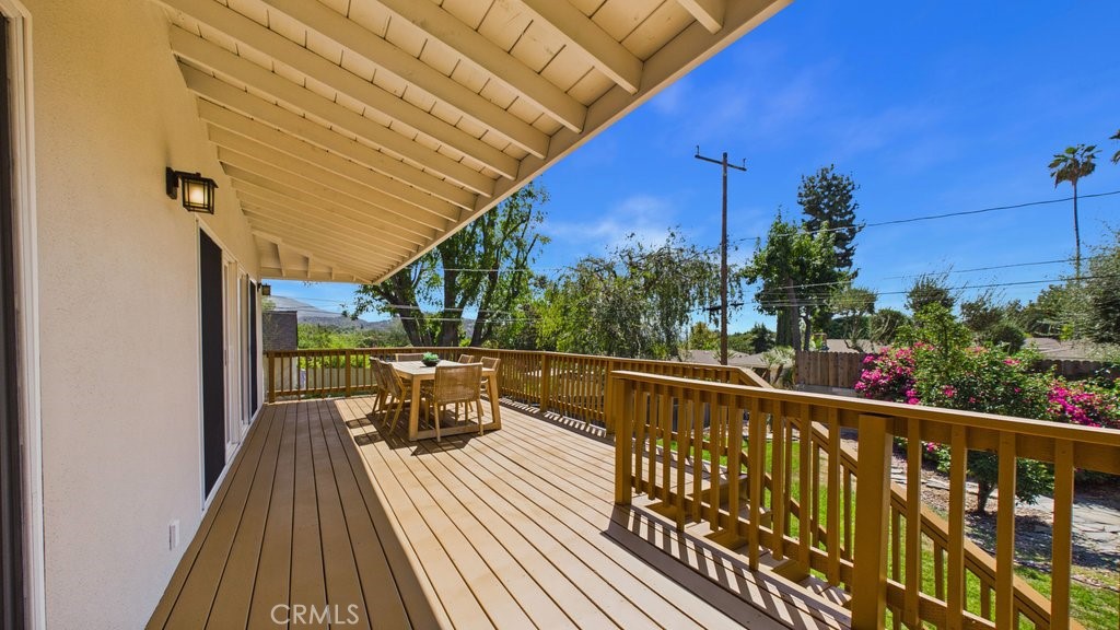 480 E Grandview