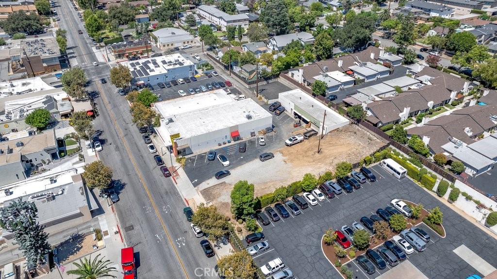 283 W Sierra Madre