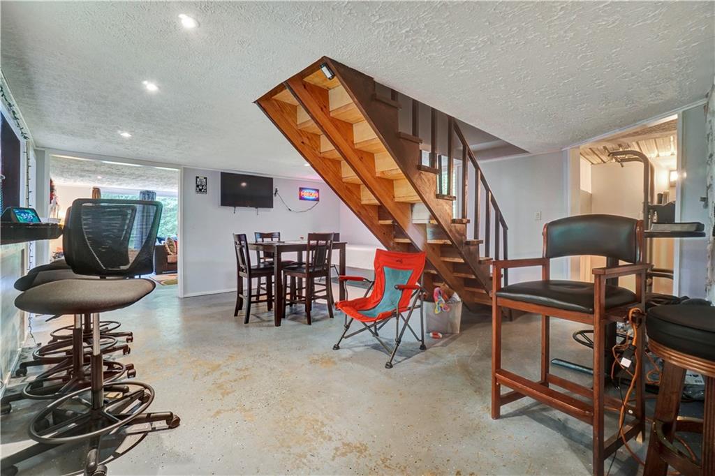 3741 100 Road
